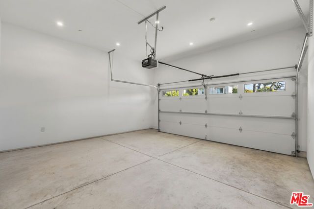 822 N Orange Grove Avenue, Los Angeles, CA 90046