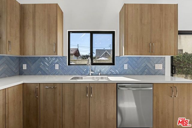 822 N Orange Grove Avenue, Los Angeles, CA 90046