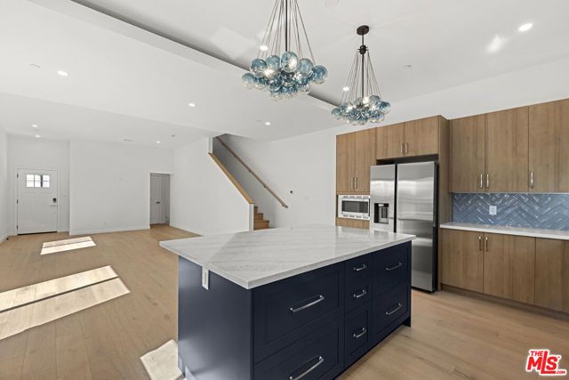 822 N Orange Grove Avenue, Los Angeles, CA 90046