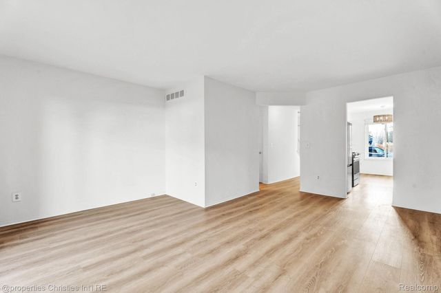 1787 Southfield Road, Birmingham, MI 48009