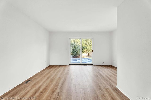 1787 Southfield Road, Birmingham, MI 48009