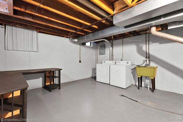 1787 Southfield Road, Birmingham, MI 48009