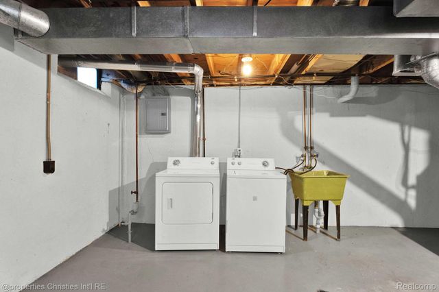 1787 Southfield Road, Birmingham, MI 48009