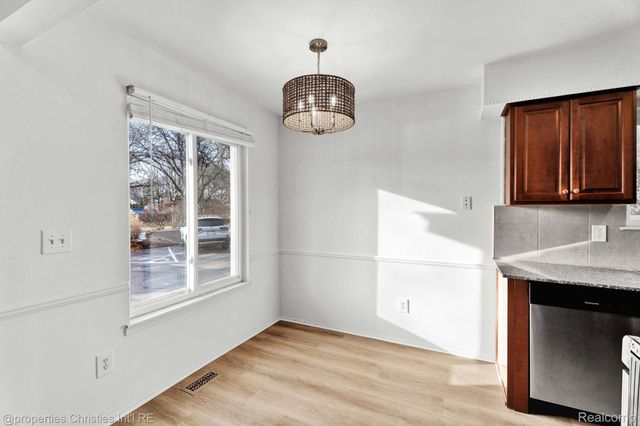 1787 Southfield Road, Birmingham, MI 48009