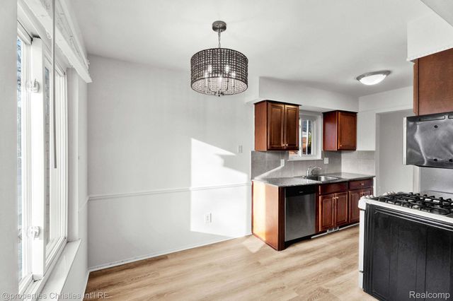 1787 Southfield Road, Birmingham, MI 48009