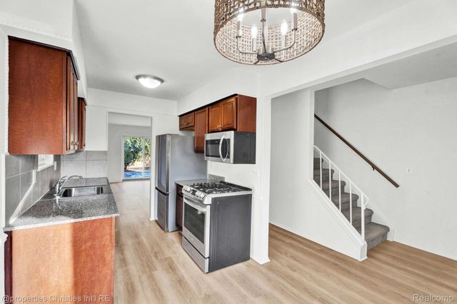 1787 Southfield Road, Birmingham, MI 48009