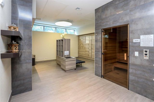 17301 Biscayne Blvd 1201, North Miami Beach, FL 33160