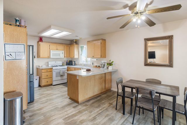 3699 Vinewood Drive, Anderson, CA 96007