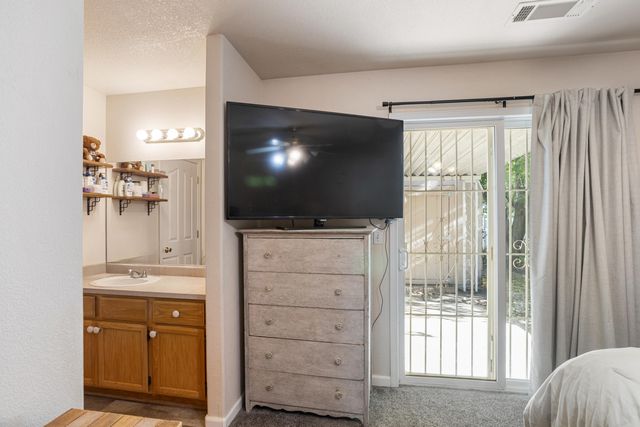 3699 Vinewood Drive, Anderson, CA 96007