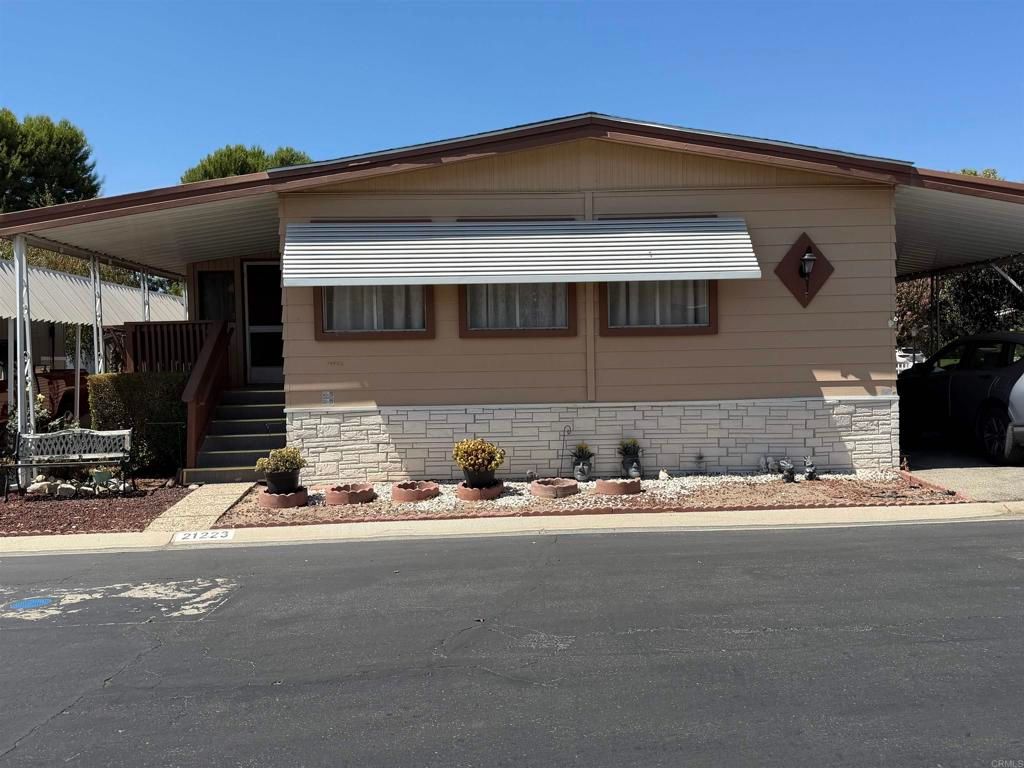21223 Jimpson Way, Canyon Country, CA 91351 — exterior