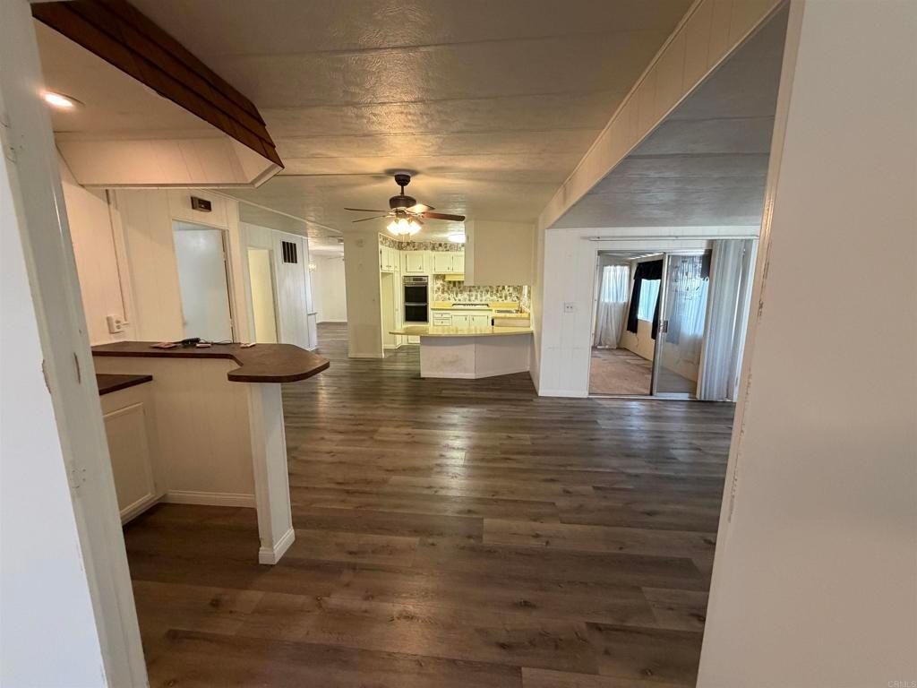21223 Jimpson Way, Canyon Country, CA 91351 — photo 4
