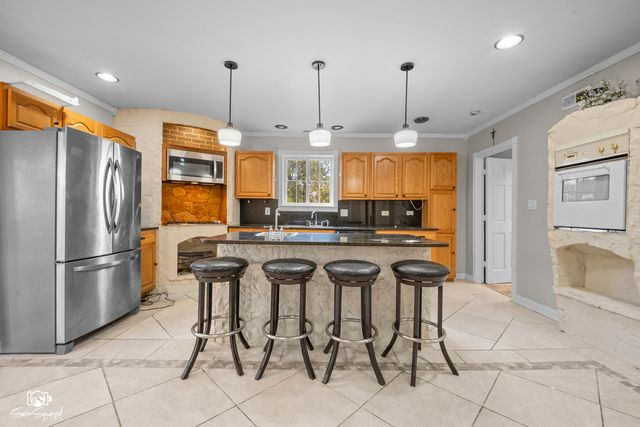 103 E Saint Marys Street, Minooka, IL 60447