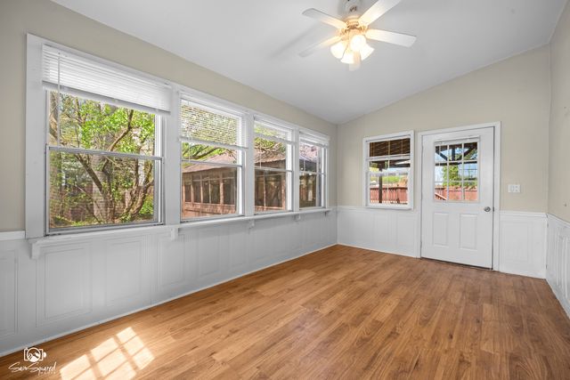 103 E Saint Marys Street, Minooka, IL 60447