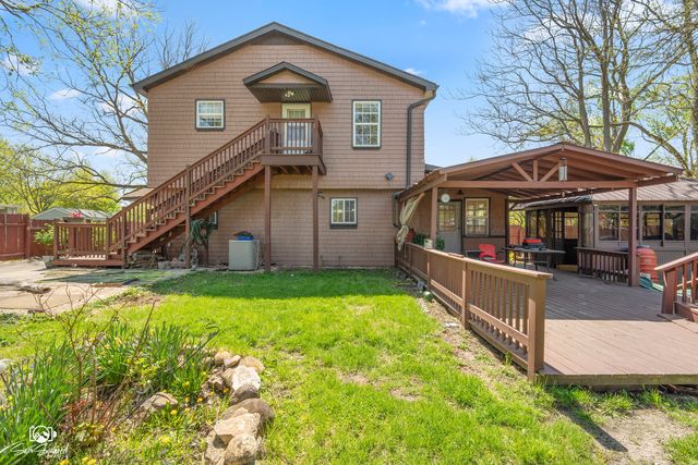 103 E Saint Marys Street, Minooka, IL 60447
