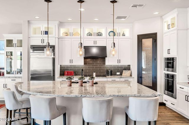 11613 W TENAZA Drive, Peoria, AZ 85383
