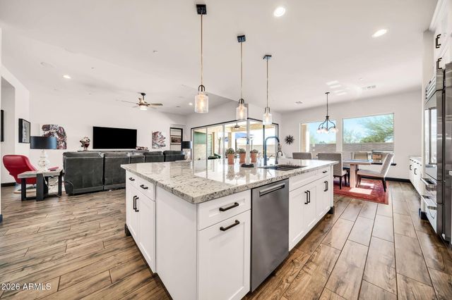 11613 W TENAZA Drive, Peoria, AZ 85383