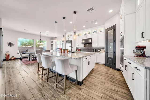11613 W TENAZA Drive, Peoria, AZ 85383