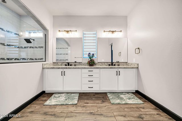 11613 W TENAZA Drive, Peoria, AZ 85383