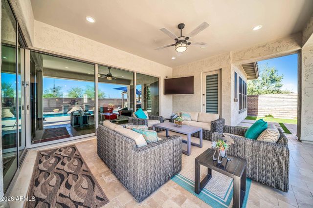 11613 W TENAZA Drive, Peoria, AZ 85383