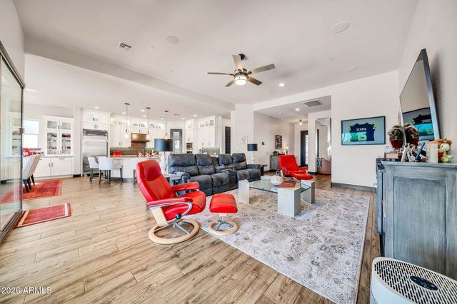 11613 W TENAZA Drive, Peoria, AZ 85383