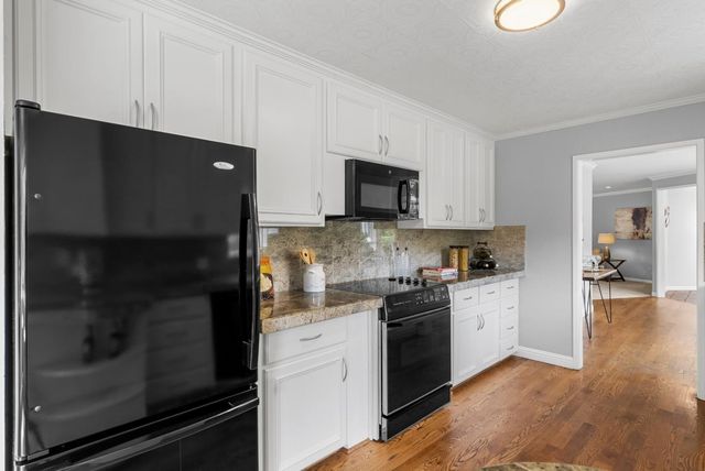 18301 Idylwild Road, Los Gatos, CA 95033