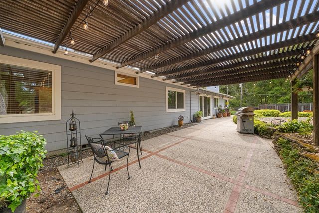 18301 Idylwild Road, Los Gatos, CA 95033