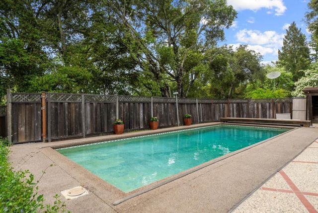 18301 Idylwild Road, Los Gatos, CA 95033