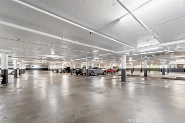 750 N Kings 114, West Hollywood, CA 90069