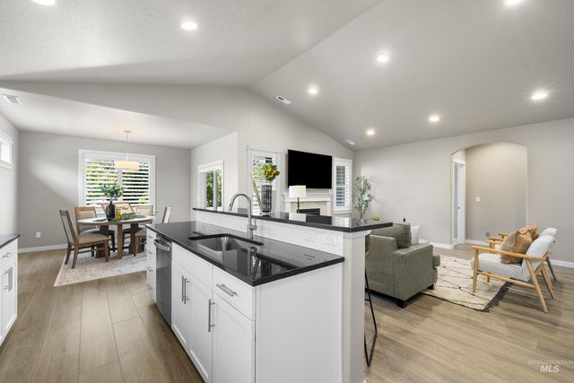 3579 N Tansy Pl, Star, ID 83669