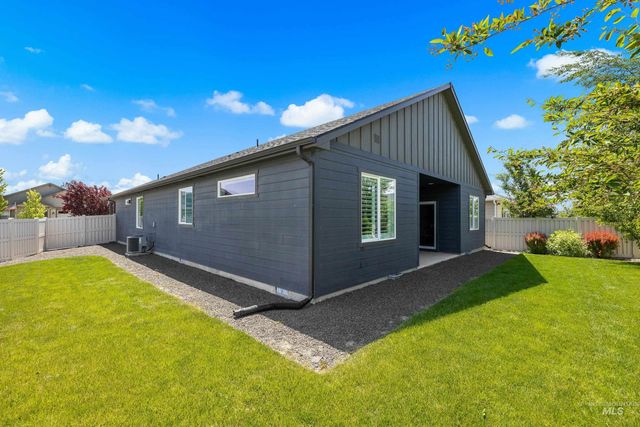 3579 N Tansy Pl, Star, ID 83669