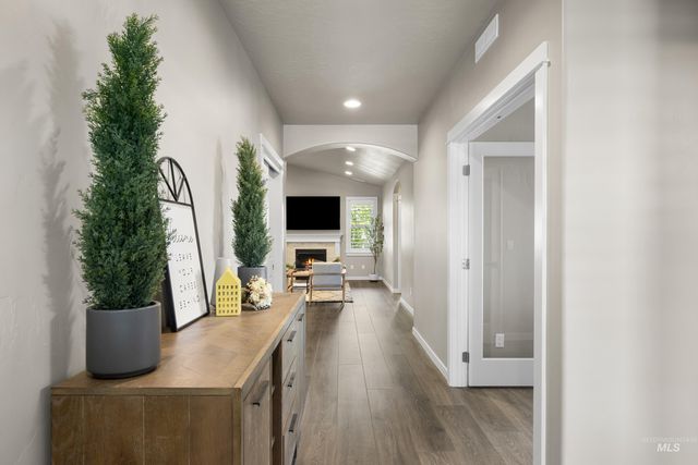 3579 N Tansy Pl, Star, ID 83669