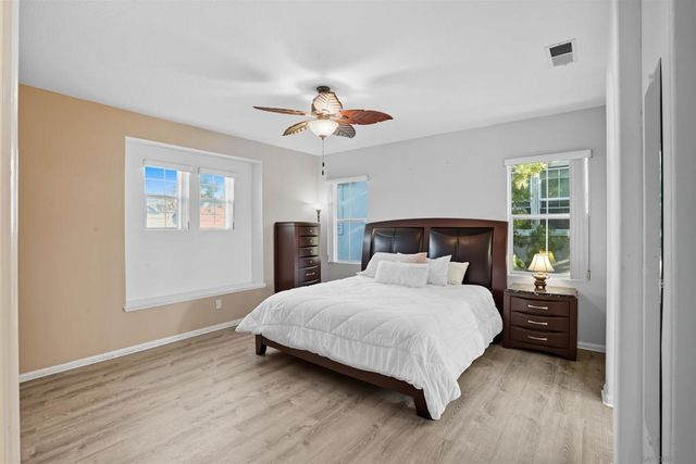 1125 Midnight Way, Oceanside, CA 92057