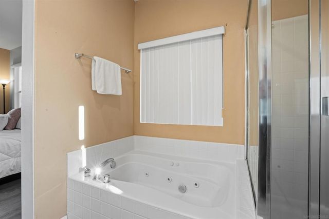 1125 Midnight Way, Oceanside, CA 92057