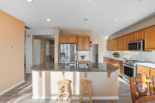 1125 Midnight Way, Oceanside, CA 92057