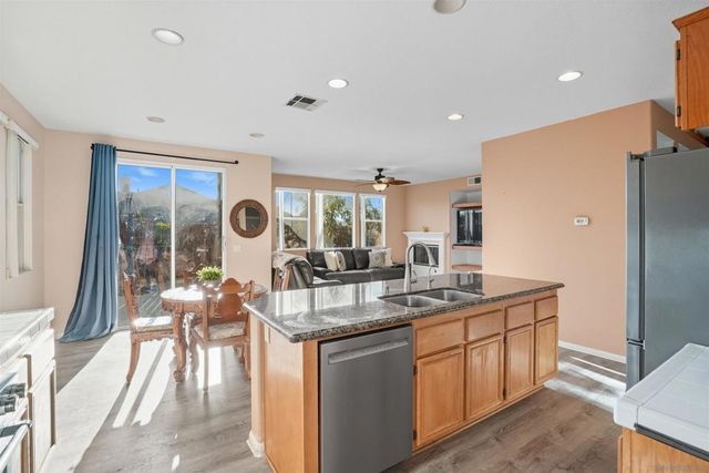 1125 Midnight Way, Oceanside, CA 92057