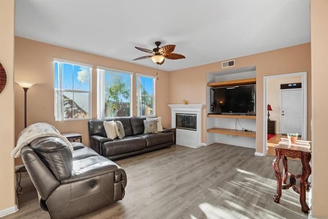 1125 Midnight Way, Oceanside, CA 92057