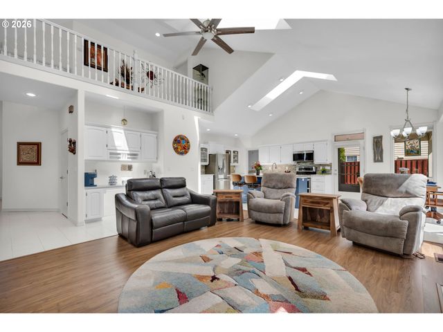 2524 Nw 25TH Ave, Camas, WA 98607