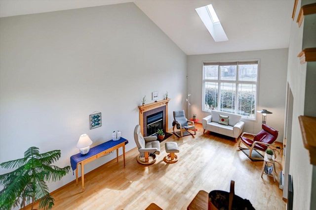 5 Norwalk Circle, Madison, WI 53717