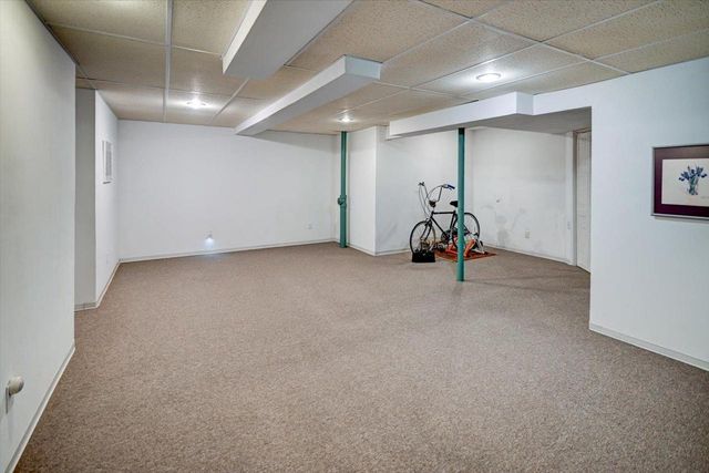 5 Norwalk Circle, Madison, WI 53717