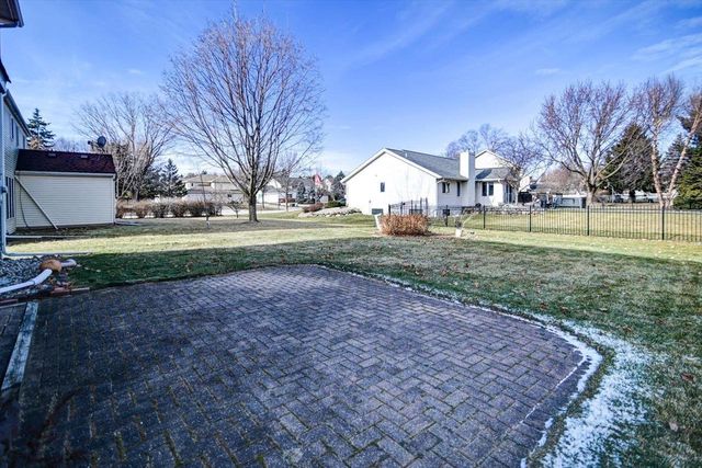 5 Norwalk Circle, Madison, WI 53717