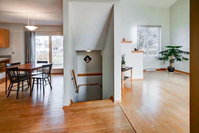 5 Norwalk Circle, Madison, WI 53717