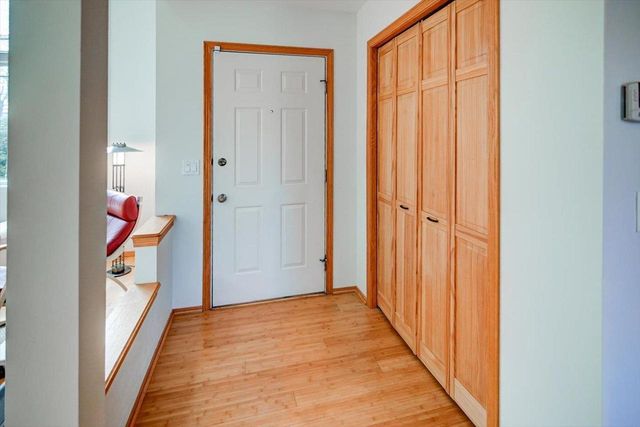 5 Norwalk Circle, Madison, WI 53717