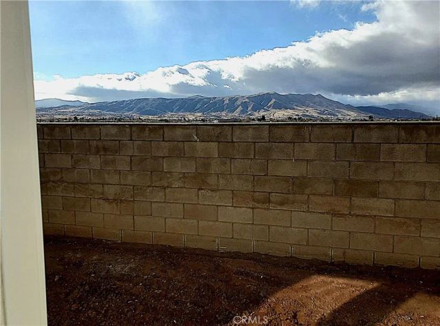 21621 Sandia 150, Apple Valley, CA 92308