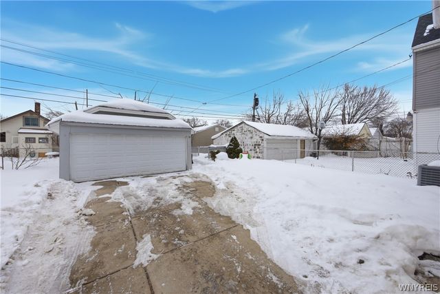 74 Eiseman Avenue, Tonawanda, NY 14217
