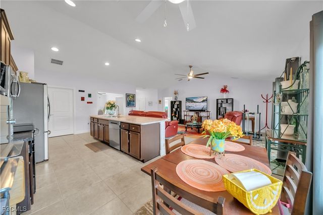 4344 NE 9th CT, Cape Coral, FL 33909