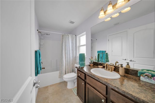 4344 NE 9th CT, Cape Coral, FL 33909