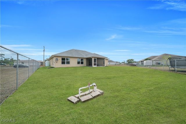 4344 NE 9th CT, Cape Coral, FL 33909