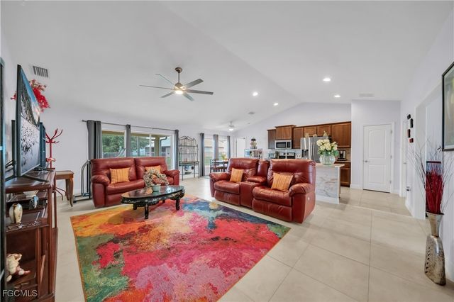 4344 NE 9th CT, Cape Coral, FL 33909