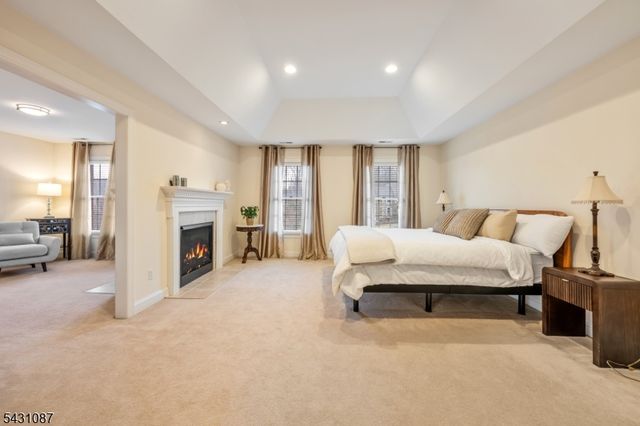 5 Sherwood Ct, Randolph Twp., NJ 07869