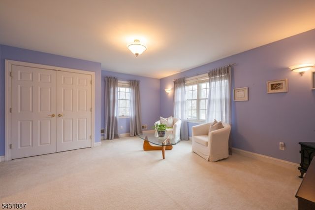 5 Sherwood Ct, Randolph Twp., NJ 07869